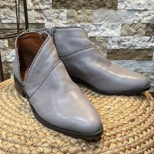 LUCKY BRAND Prucella Ankle Boot Titanium Grey Sz 7 1/2M
